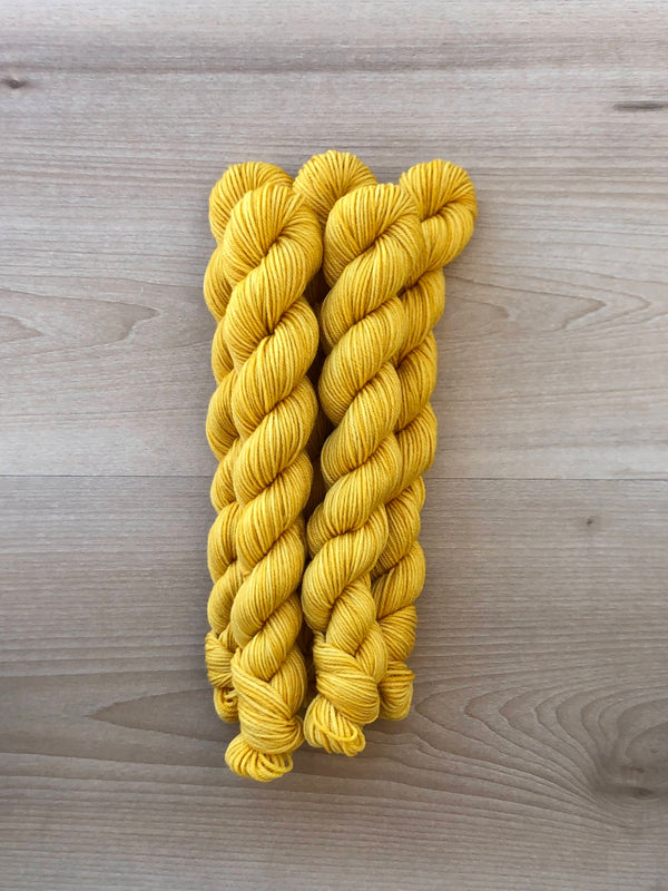 Billy Buttons Mini